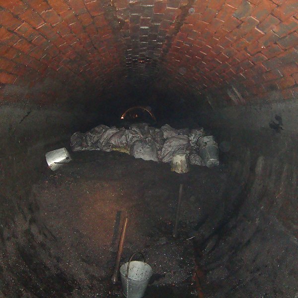 Abbau von Ablagerungen im Altkanal