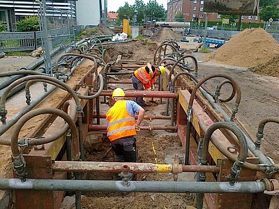 Geschlossene Wasserhaltung mit Vakuumfiltern